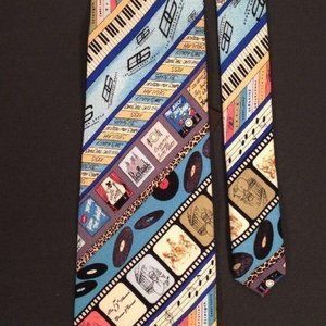 Nicole Miller Silk Necktie Music Mens Neck Tie